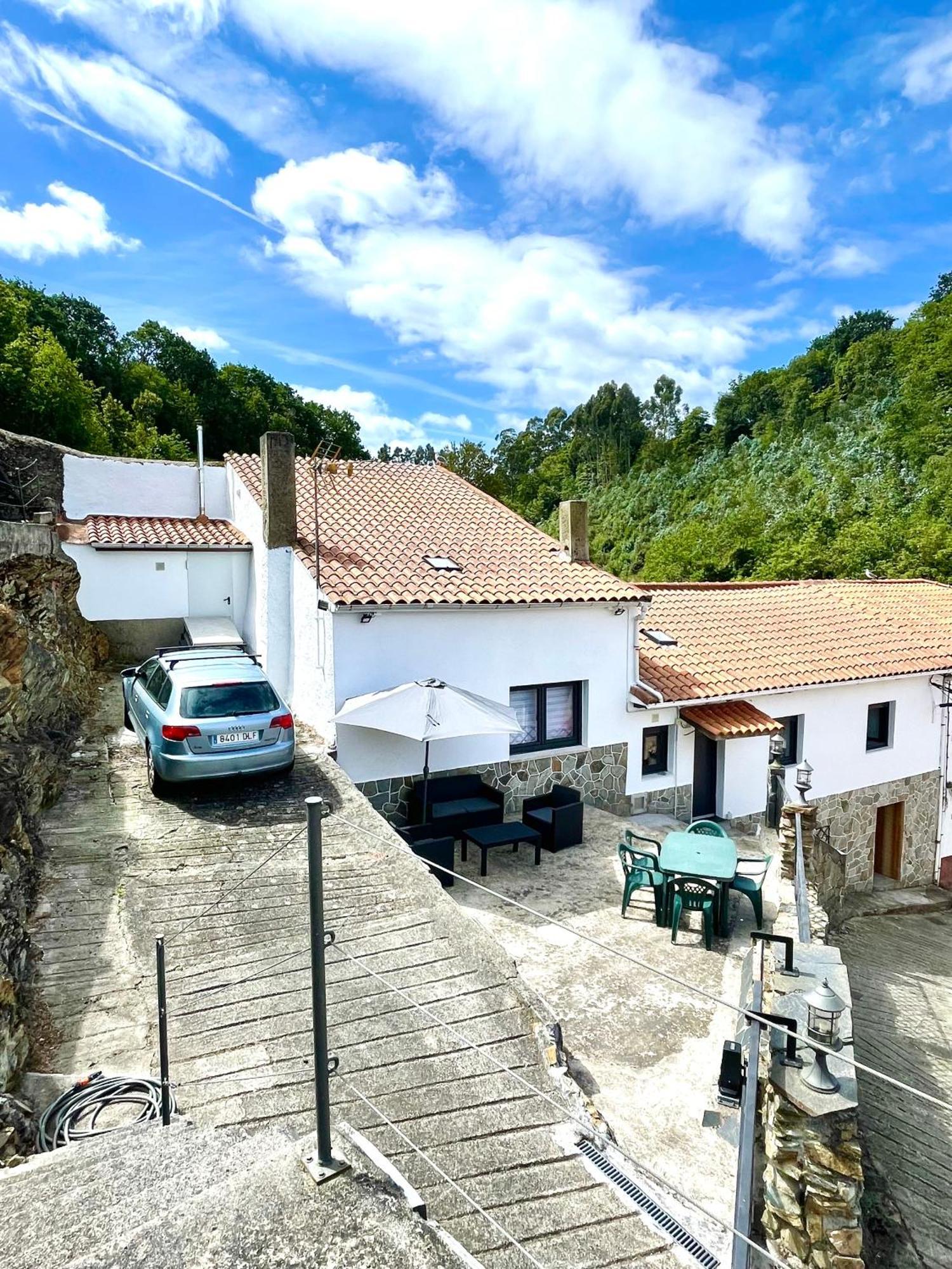 Casa Santi Y Laura Cudillero